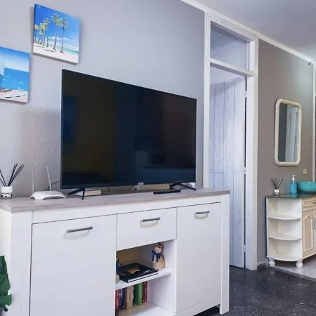 Torres De Yomely - Y2f * Playa de las Americas (Tenerife)