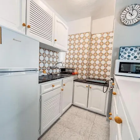 Torres De Yomely - Y2f *