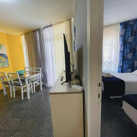 Torres De Yomely - Y2f